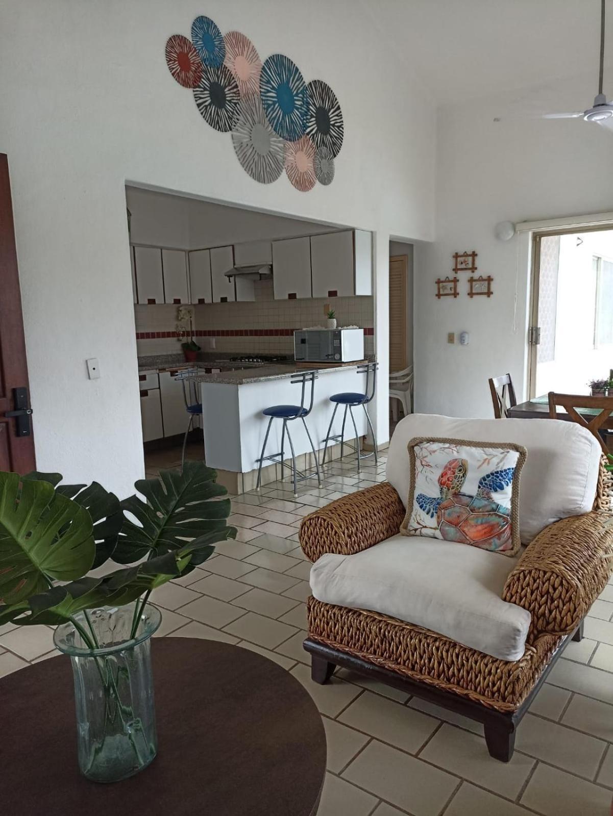 Hermoso Apartamento En Manzanillo Con Alberca Y Cancha De Tenis, Ideal Para Relajarse Y Disfrutar De Una Escapada Tranquila En El Paraiso Tropical Exterior foto